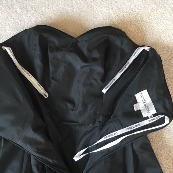 ⬇️ $100 Davids Bridal Strapless dress size 6 - Picture 5 of 8